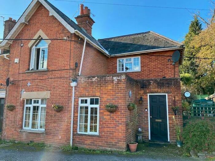 3 Bedroom Semi-Detached House To Rent In Cliveden Road, Taplow, Maidenhead, SL6