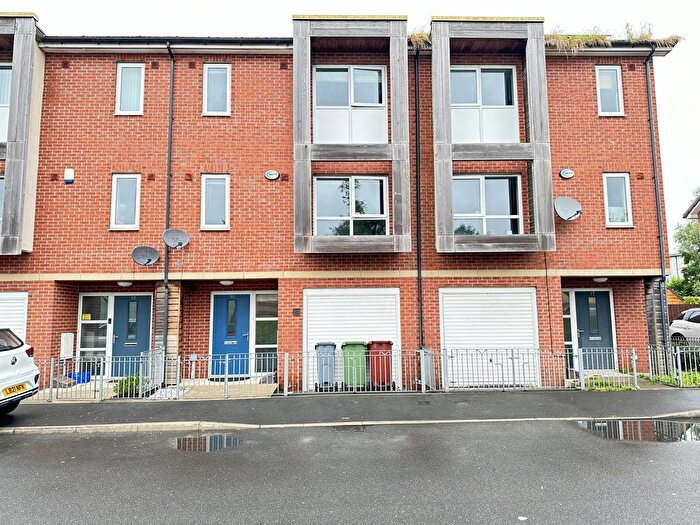 4 Bedroom Terraced House To Rent In Turing Close, Manchester, M11
