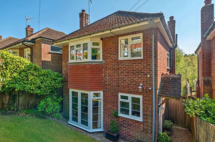 3 Bedroom Detached House For Sale In Haslemere, Surrey, GU27