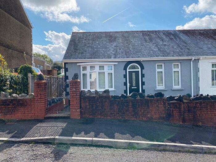 2 Bedroom Semi-Detached Bungalow For Sale In Bryndulais Avenue, Seven Sisters, Neath, Neath Port Talbot., SA10