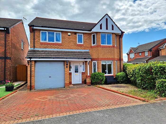 4 Bedroom Detached House For Sale In Parc Y Berllan, Porthcawl, CF36