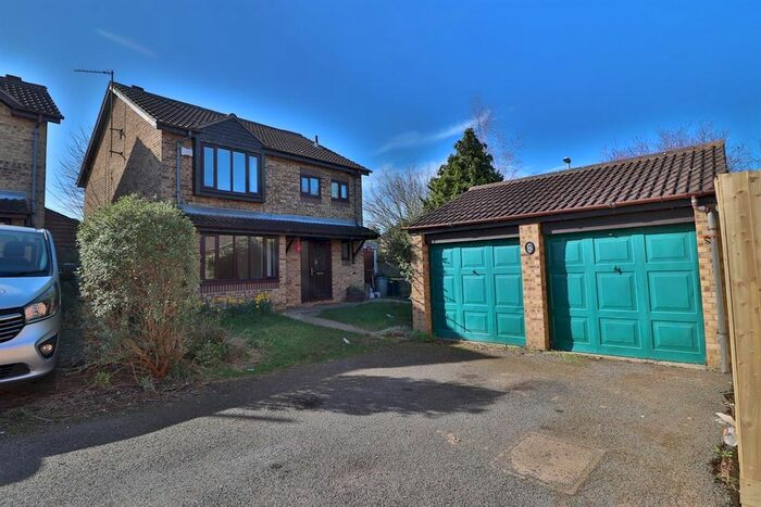 1 Bedroom Detached House To Rent In Brampton Close, Wellingborough, NN8