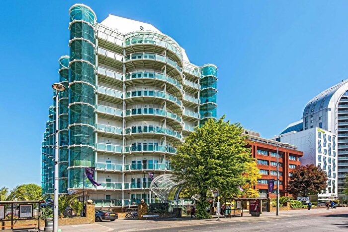 2 Bedroom Flat To Rent In Uxbridge Road, Ealing, W5