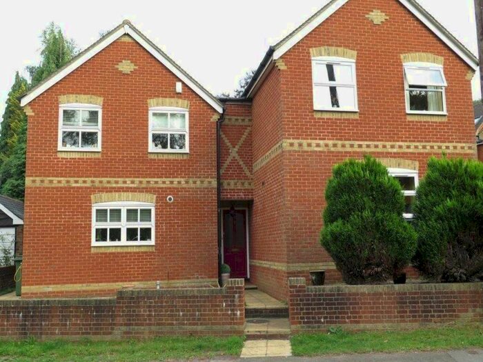3 Bedroom Semi-Detached House To Rent In Bakehouse Court, Longhill Road, Ascot, SL5