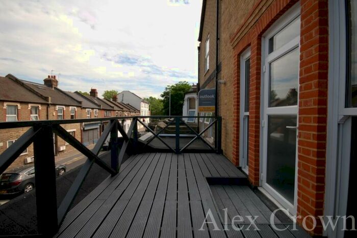 1 Bedroom Flat To Rent In Markhouse Road, Walthamstow, E17