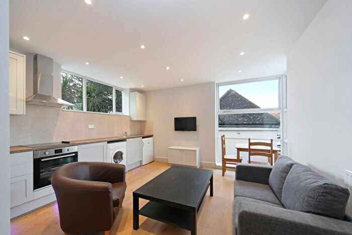 1 Bedroom Flat To Rent In London Road, Croydon, CR0