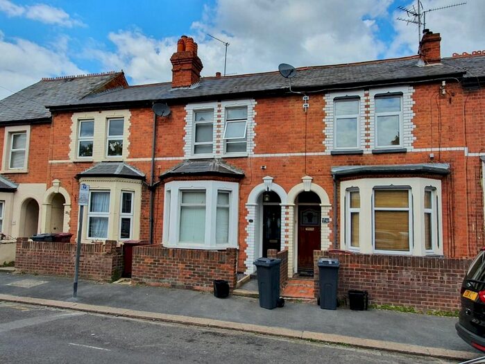 3 Bedroom Terraced House To Rent In Gloucester Road, Reading, Berkshire, RG30