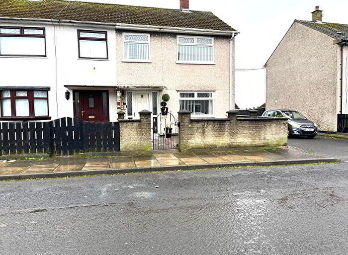 3 Bedroom End Of Terrace House For Sale In Cedar Park, Carrickfergus, BT38