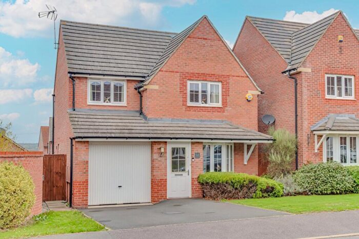 3 Bedroom Detached House For Sale In Birch Lane, Glenfield, LE3