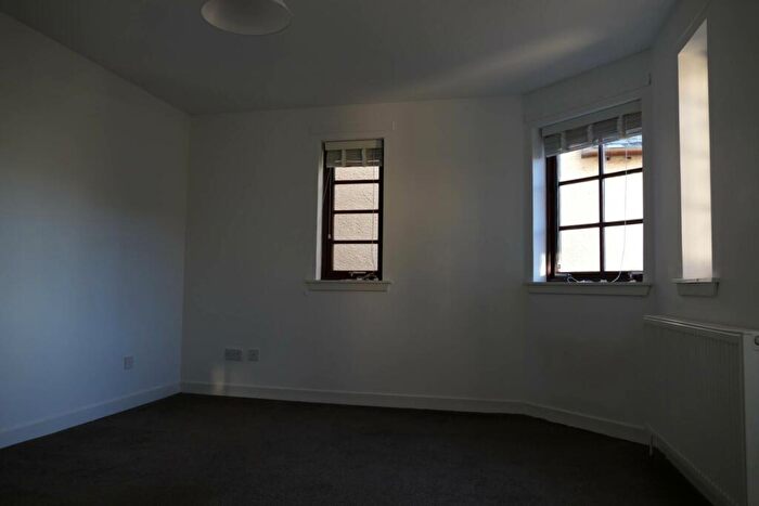 2 Bedroom Flat To Rent In Main Street, Kilmaurs, KA3