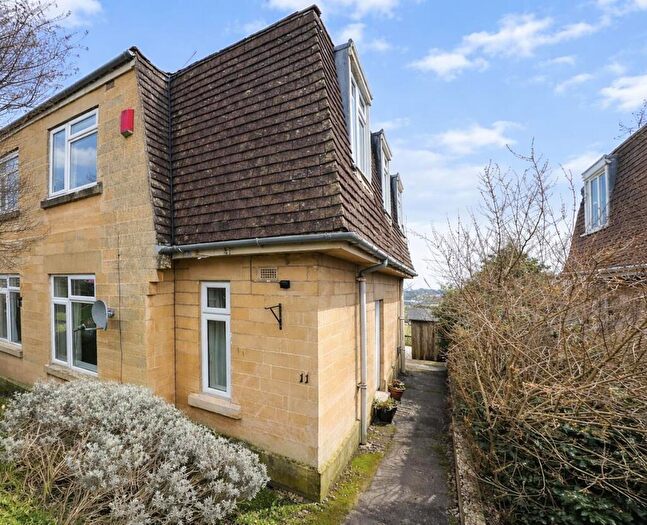 3 Bedroom Semi-Detached House For Sale In North View Close, Bath, BA2