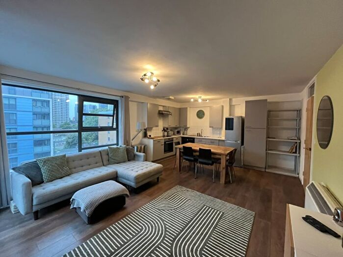 2 Bedroom Flat To Rent In Peter Heathfield House, London, E15