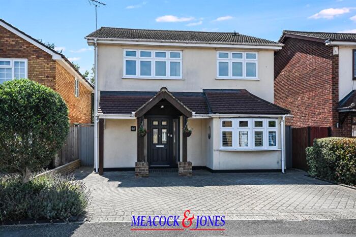 4 Bedroom Detached House For Sale In Brook Road, Brentwood, CM14