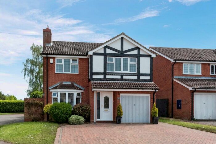 4 Bedroom Detached House For Sale In Thistledown Drive, Ixworth, Bury St. Edmunds, IP31