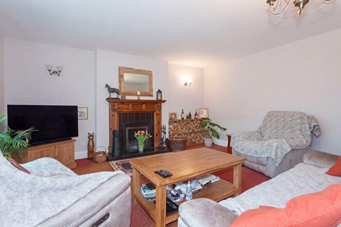 4 Bedroom Detached House For Sale In Barleycroft Terrace, Scholar Green, ST7