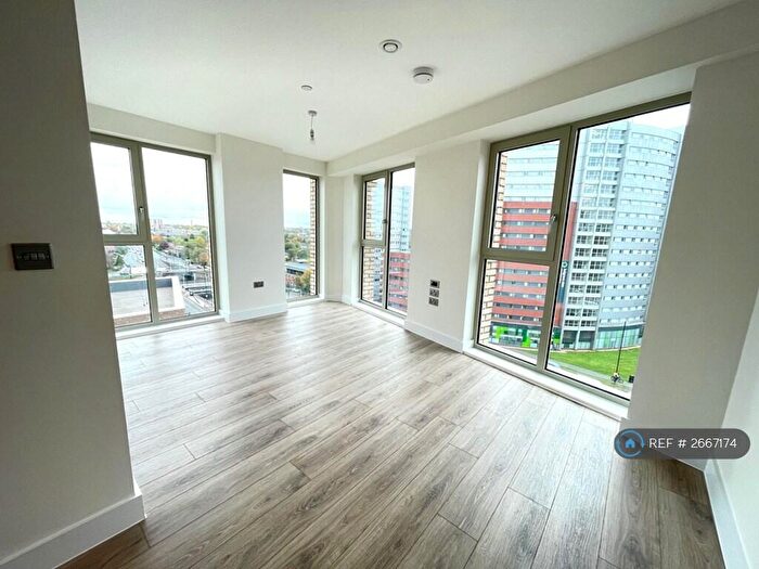 1 Bedroom Flat To Rent In Boulevard Plaza, Birmingham, B5