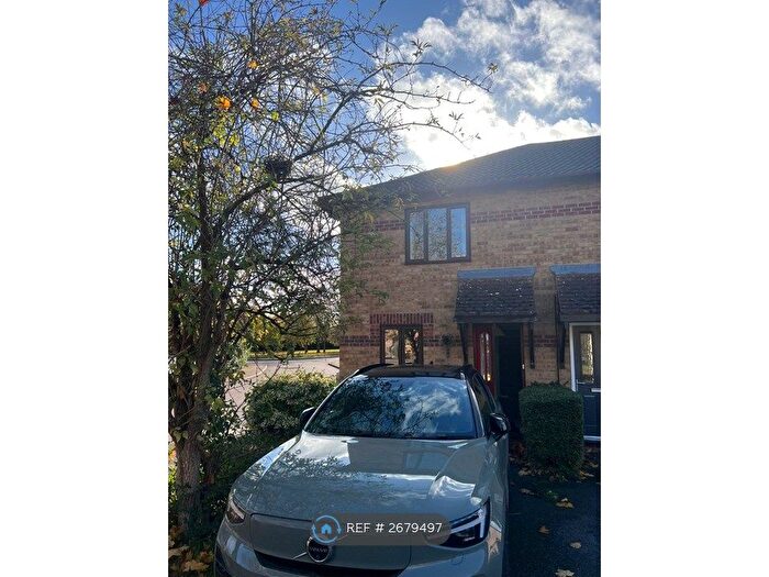 2 Bedroom End Terrace House To Rent In Forsythia Close, Bicester, OX26
