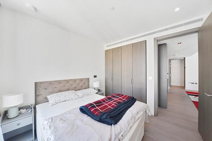2 Bedroom Apartment To Rent In Park Drive London, E14