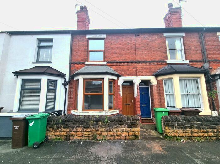 2 Bedroom House To Rent In Wilford Crescent East, Nottingham, NG2