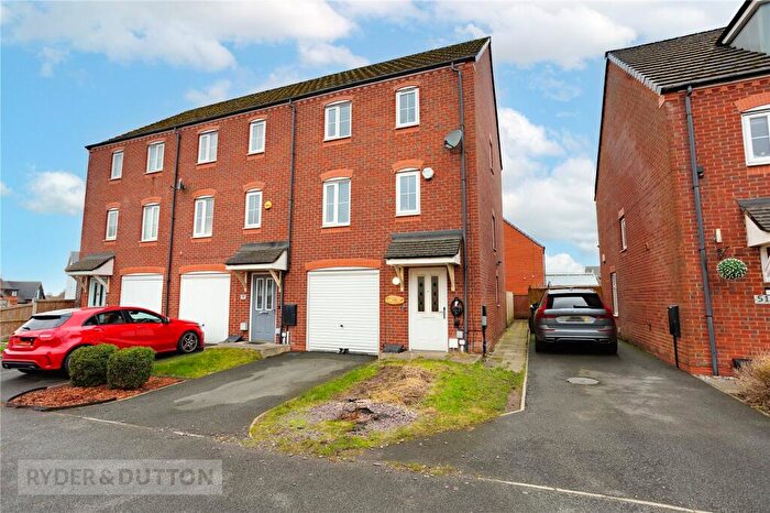 4 Bedroom Semi Detached House For Sale In North Dene Park, Chadderton, Oldham, Greater Manchester, OL9