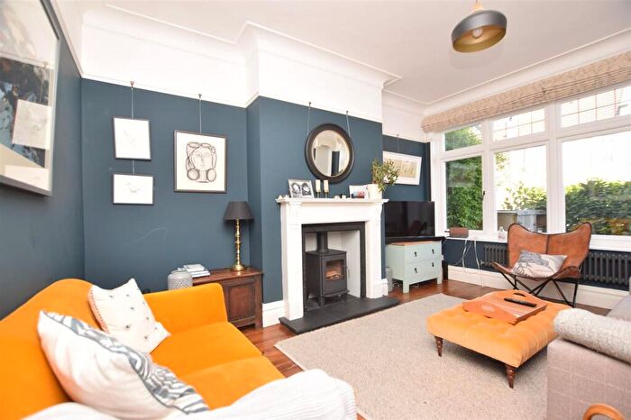 5 Bedroom House To Rent In Halsbury Road, Westbury Park, BS6