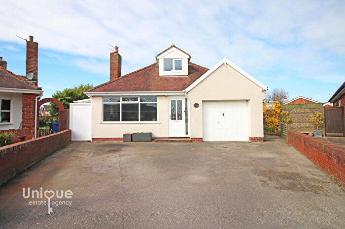 3 Bedroom Bungalow For Sale In Rossall Close, Fleetwood, FY7