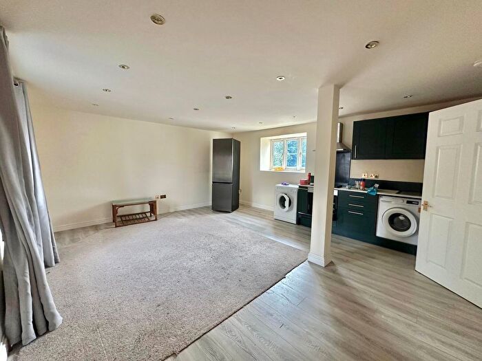 2 Bedroom Flat To Rent In Market Place, March, PE15