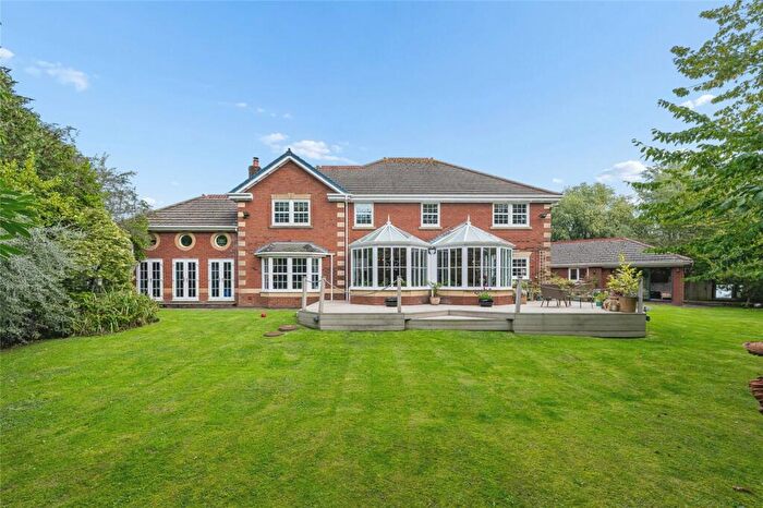 6 Bedroom Detached House For Sale In Willow Drive, Wrea Green, Preston, Lancashire, PR4