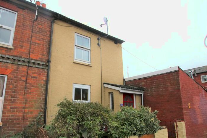 2 Bedroom Terraced House To Rent In Charles Street, Reading, Berkshire, RG1