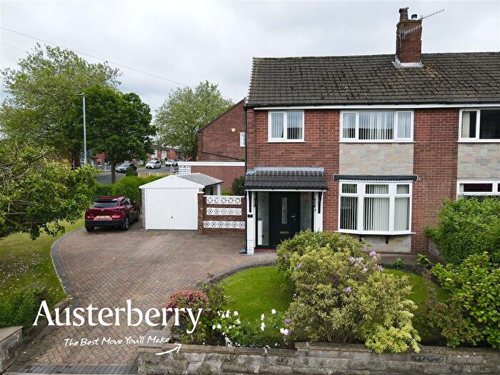 3 Bedroom Semi-Detached House For Sale In Thanet Grove, Stoke-On-Trent, ST3