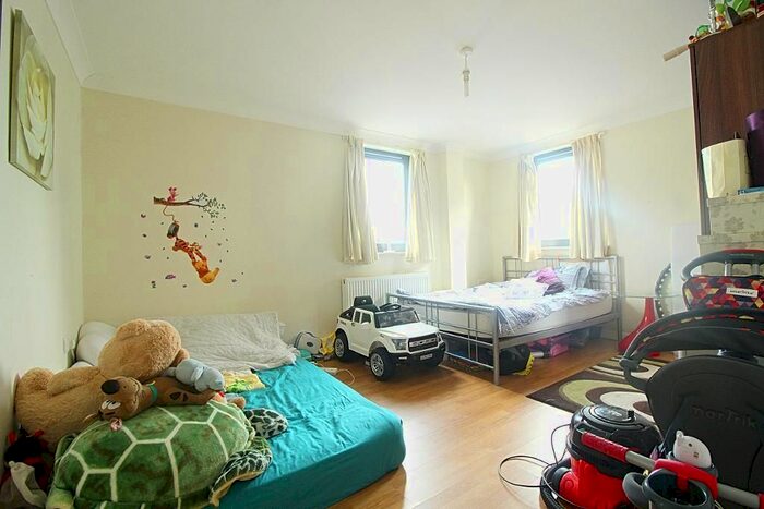 1 Bedroom Flat To Rent In Field Road, London E7