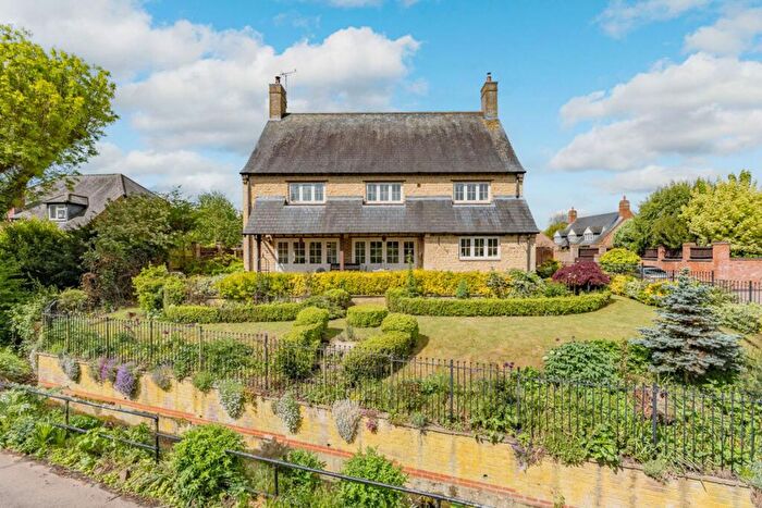 5 Bedroom Detached House For Sale In Green Lane, Braybrooke, LE16