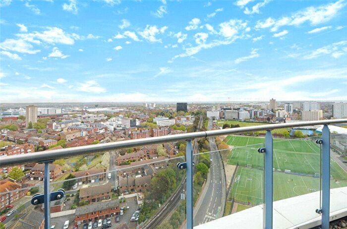 2 Bedroom Apartment For Sale In No Gunwharf Quays, Gunwharf Quays, Portsmouth, PO1
