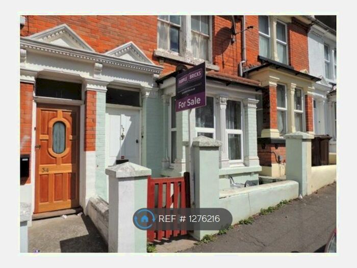 1 Bedroom Flat To Rent In Foord Street, Rochester ME1