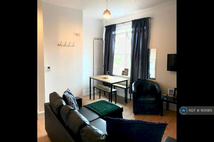 1 Bedroom Flat To Rent In Nantwich Road, Crewe, CW2