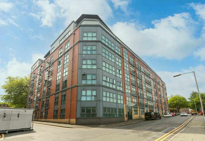 2 Bedroom Apartment To Rent In The Habitat, Woolpack Lane, NG1