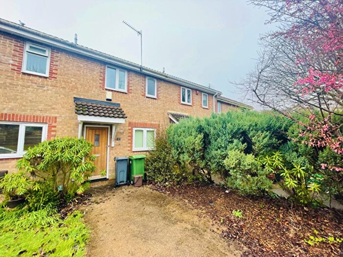 2 Bedroom House To Rent In Heol Y Carw, Thornhill, Cardiff, CF14