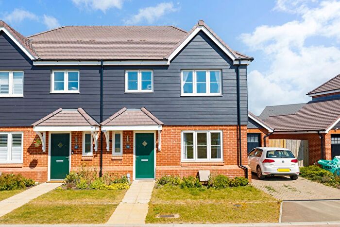 3 Bedroom Semi-Detached House For Sale In Wentworth Road, Hassocks, BN6