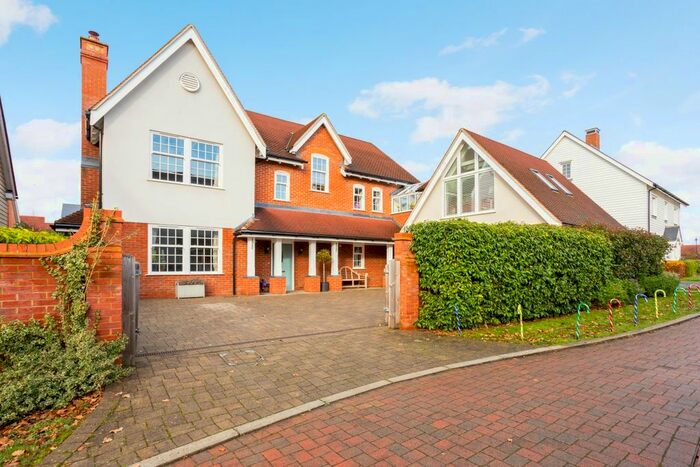6 Bedroom Detached House To Rent In Tullett Way, Broadbridge Heath, Horsham RH12