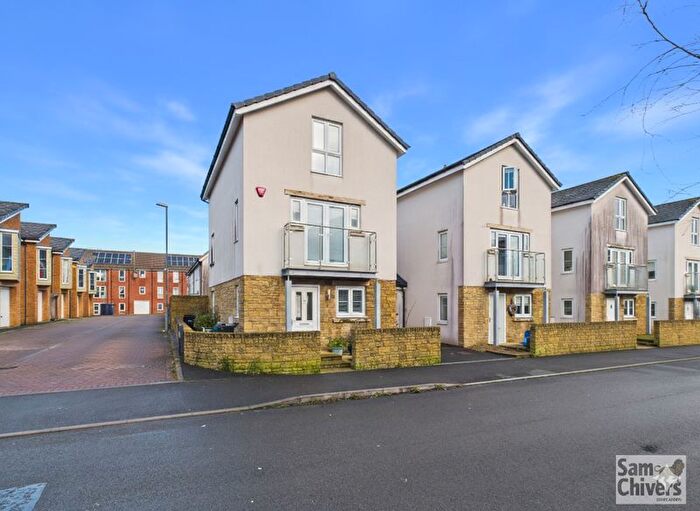 4 Bedroom Detached House For Sale In Nightingale Way, Midsomer Norton, BA3