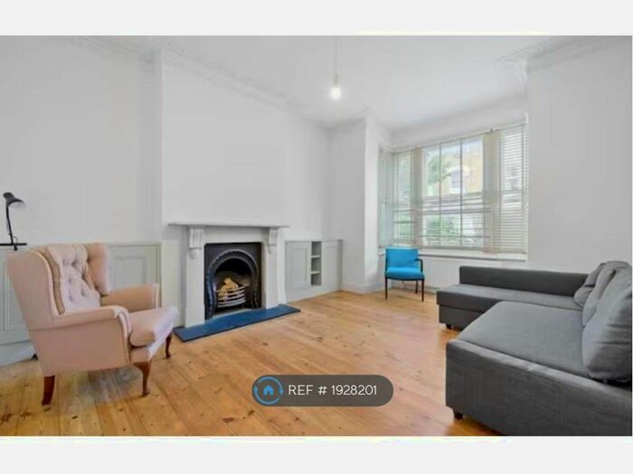 1 Bedroom Flat To Rent In Ground Floor, London, N16