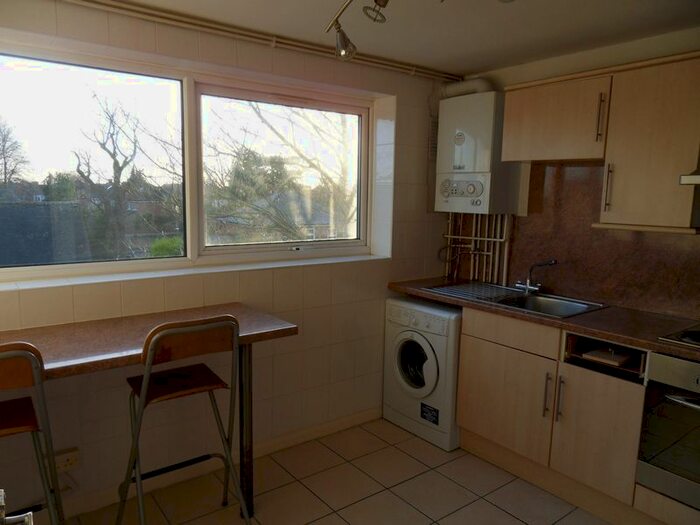 1 Bedroom Flat To Rent In Belmont Lane, Stanmore, HA7