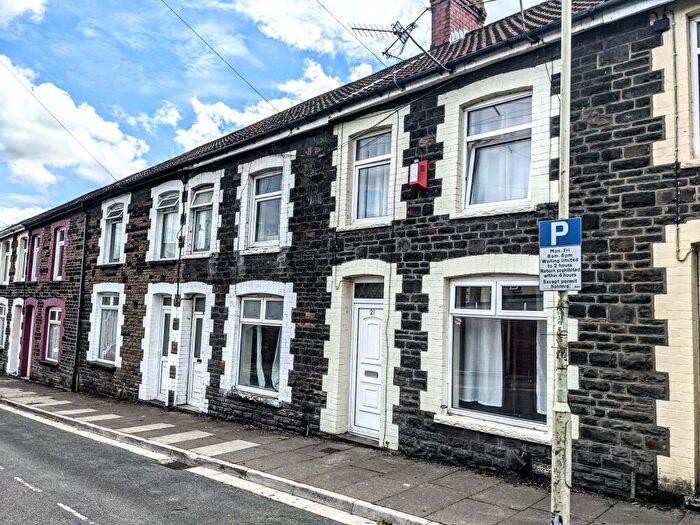 3 Bedroom House To Rent In Brook Street, Pontypridd, CF37
