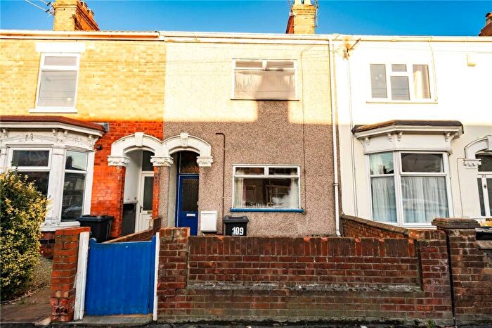 3 Bedroom Terraced House For Sale In Granville Street, Grimsby, DN32