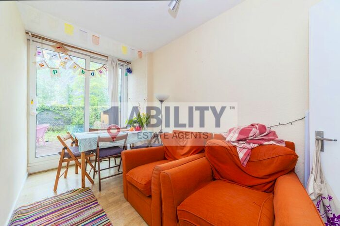 4 Bedroom Flat To Rent In Falmouth Road, London, SE1