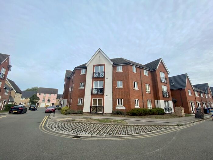 2 Bedroom Flat To Rent In Saturn Road, Ipswich, Suffolk, IP1