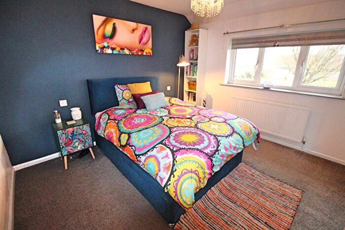 3 Bedroom Terraced House For Sale In Whaley Common, Langwith, NG20