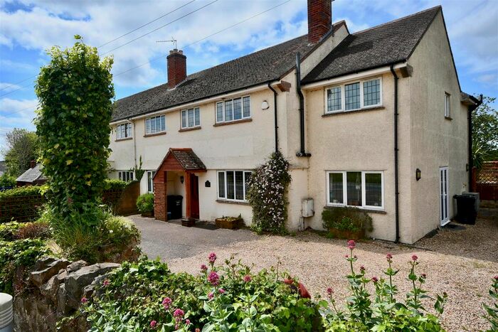 5 Bedroom Semi-Detached House For Sale In Seven Ash, Bishops Lydeard, Taunton, TA4