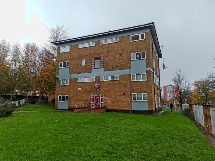 3 Bedroom Maisonette To Rent In Benmore Avenue, Edgbaston, Birmingham, B5