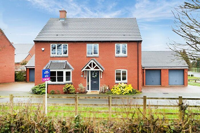 4 Bedroom Detached House For Sale In Stablefields Drive, North Kilworth, LE17